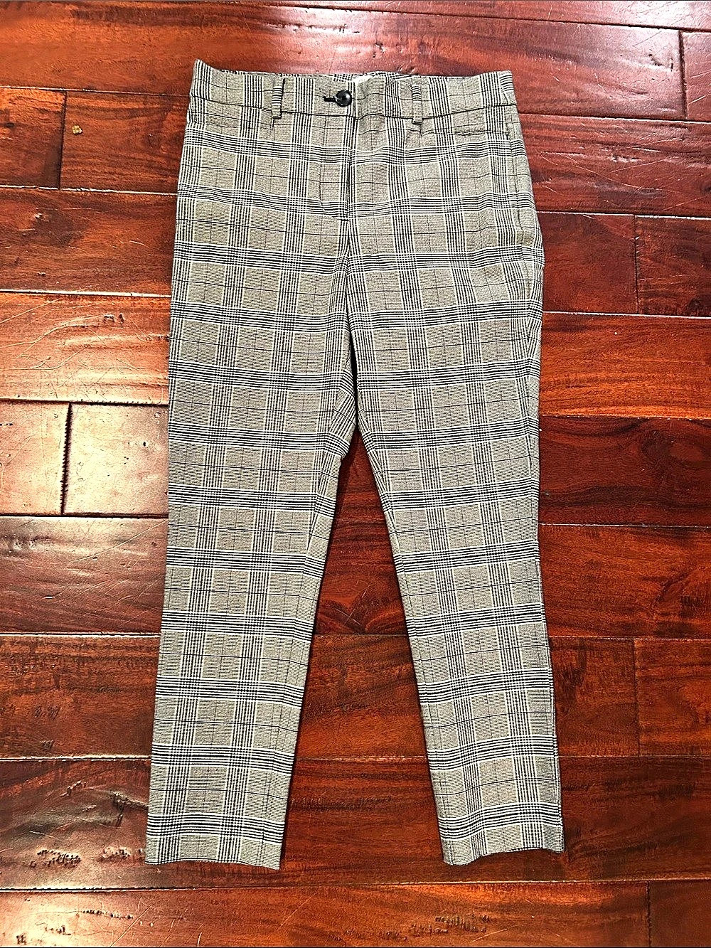 LOFT The Sutton Skinny Ankle Pants in Plaid Gray & Black 6P